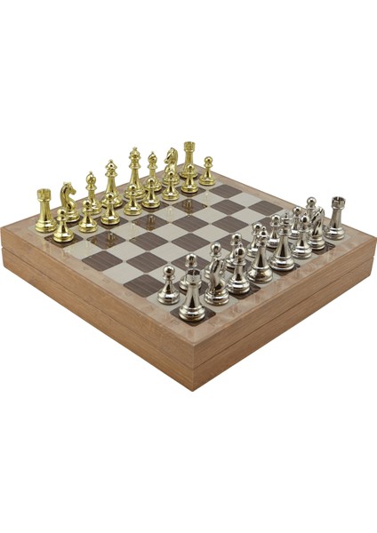 Gifthome Metal Klasik Satranç Takımı Parlak ve Rustik Desenli Mdf Sandıklı Satranç Tahtası (36X36X6 Cm.) fiyatları