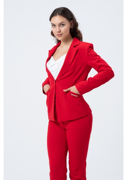 Metal Aksesuar Detaylı Ceket fırsatları