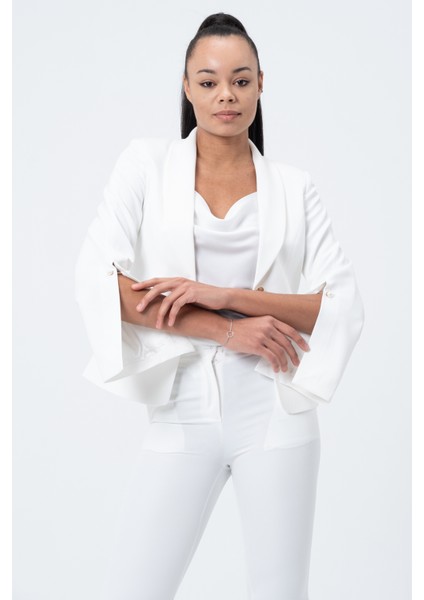 Kolları Yırtmaçlı Blazer