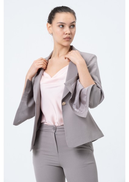 Kolları Yırtmaçlı Blazer fırsatları