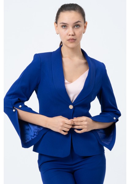 Kolları Yırtmaçlı Blazer indirimleri