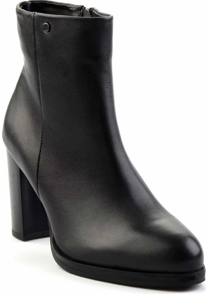 Siyah Deri Kadın Bot & Bootie K02351322003 modelleri