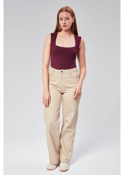Bordo Astarlı Sıfır Kol Kare Yaka Dekolteli Çıtçıtlı Bodysuit