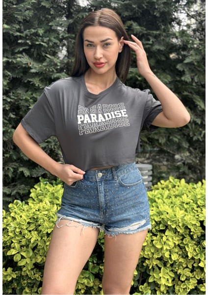 Kadın Antrasit Bisiklet Yaka Baskılı Oversize Crop T-Shirt fırsatları