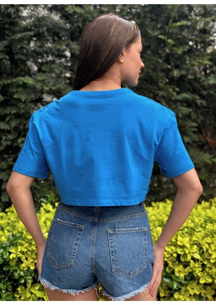 Kadın Mavi Bisiklet Yaka Baskılı Oversize Crop T-Shirt indirimleri