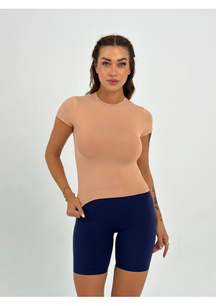 Sütlü Kahve Fitted/vücuda Oturan Crop T-Shirt