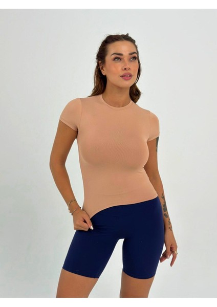 Sütlü Kahve Fitted/vücuda Oturan Crop T-Shirt