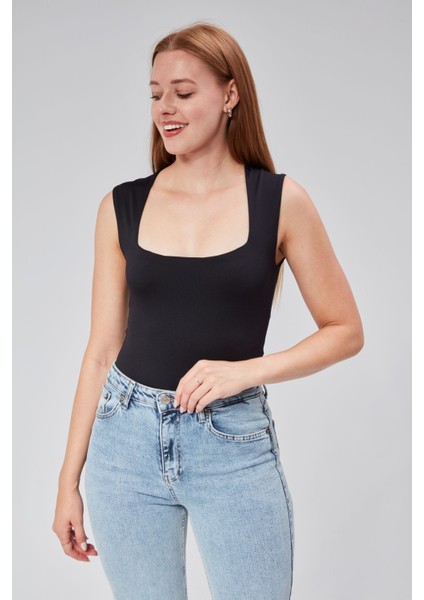 Siyah Astarlı Sıfır Kol Kare Yaka Dekolteli Çıtçıtlı Bodysuit