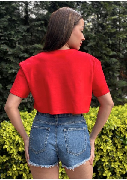 Kadın Kırmızı Bisiklet Yaka Baskılı Oversize Crop T-Shirt indirimleri