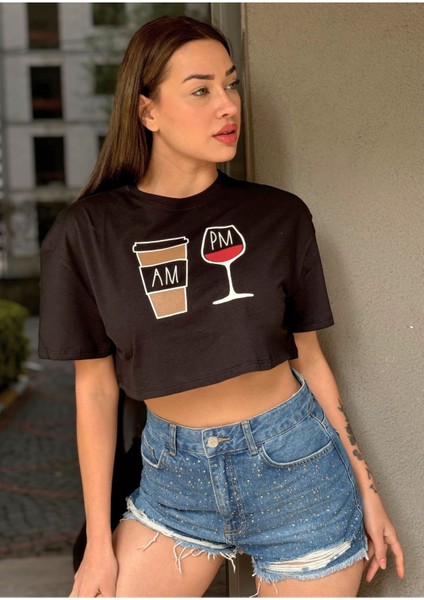 Kadın Siyah Bisiklet Yaka Baskılı Oversize Crop T-Shirt