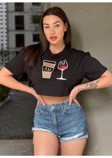 Kadın Siyah Bisiklet Yaka Baskılı Oversize Crop T-Shirt