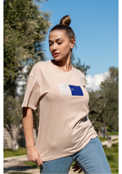 Kadın Oversize Fit Bisiklet Yaka Baskılı Kısa Kollu T-Shirt modelleri