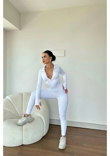 Beyaz Vücuda Oturan Tayt Tulum modelleri