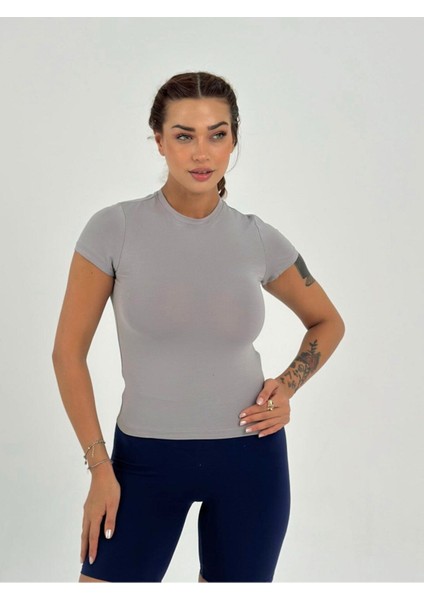 Gri Fitted/vücuda Oturan Crop T-Shirt fiyatları