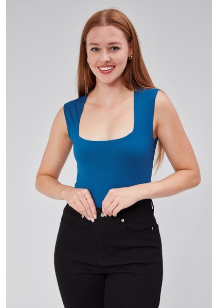 Petrol Mavi Astarlı Sıfır Kol Kare Yaka Dekolteli Çıtçıtlı Bodysuit