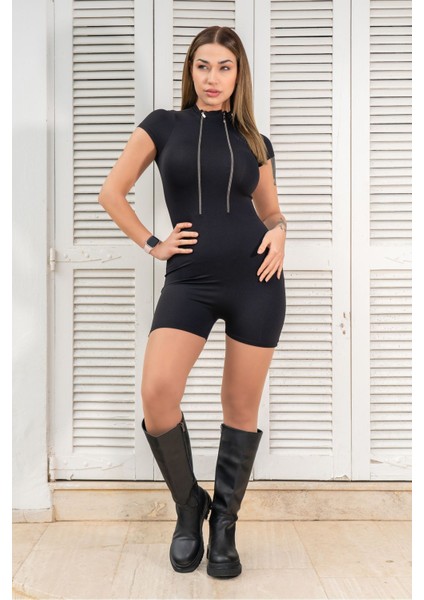 Vücüda Oturan Kadın Spor Şort Tulum / Toparlayıcı Çift Fermuarlı Spor Mayo Tulum Body Tayt Tulum modelleri