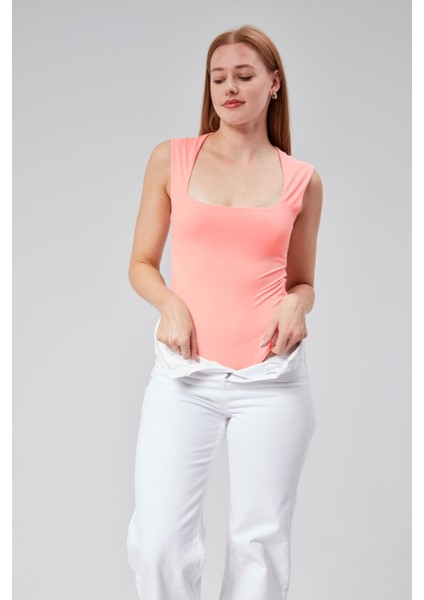 Yavru Ağzı Astarlı Sıfır Kol Kare Yaka Dekolteli Çıtçıtlı Bodysuit
