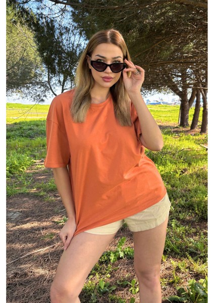 Kadın Baskısız Basic Pamuklu Oversize Tişört