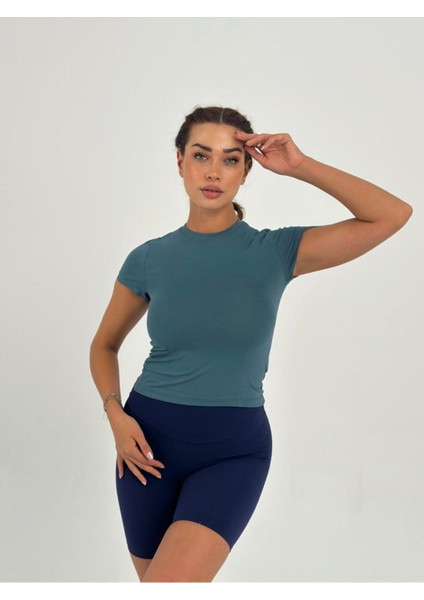Petrol Yeşili Fitted/vücuda Oturan Crop T-Shirt fiyatları