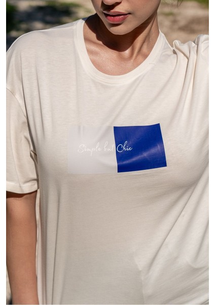 Kadın Oversize Fit Bisiklet Yaka Baskılı Kısa Kollu T-Shirt modelleri