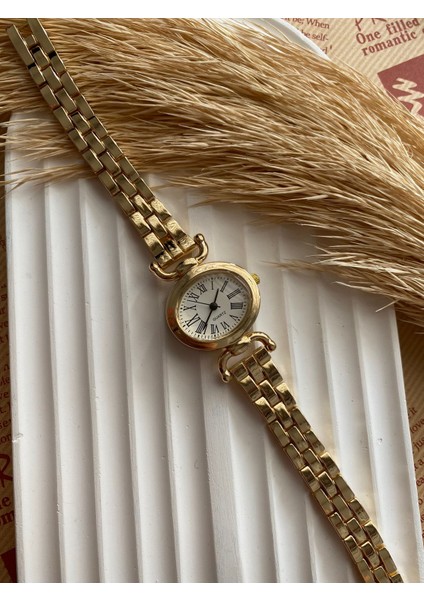 Retro Minimal Hasır Kordon Vintage Kadın Kol Saati