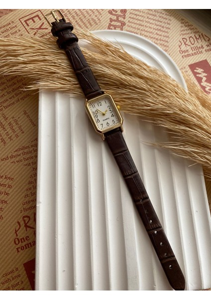 Retro Minimal Deri Kordon Vintage Kadın Kol Saati indirimleri