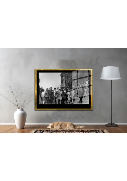 Yapay Zeka ile Yenilenmiş Atatürk Fotoğrafları Siyah Beyaz Cam Tablo, 3D Dekoratif Baskı 45