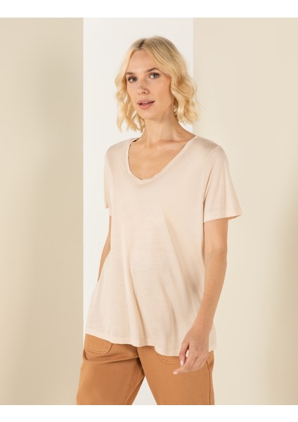 Kadın Krem Melanj Regular Fit Tişört 50246149-VR159
