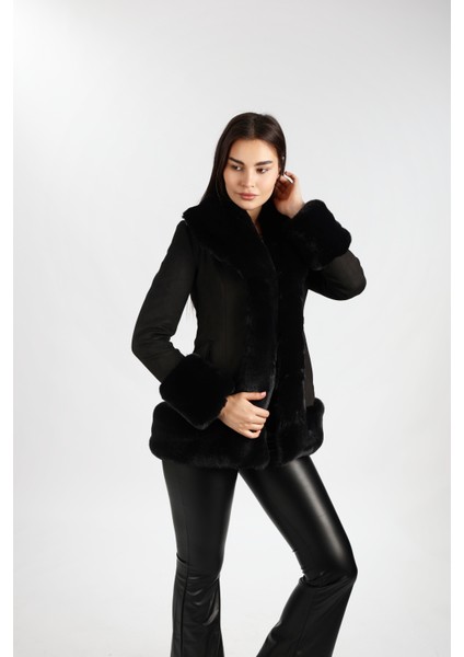 Kadın Siyah Suni Kürk Detaylı Süet Mont modelleri