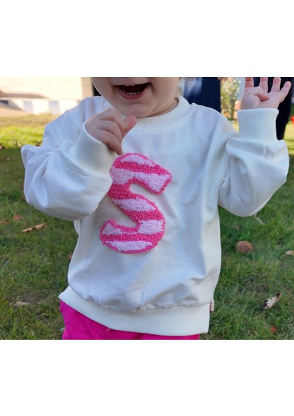 Harf Işlemeli Sweatshirt