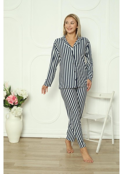 Çizgili Düğmeli Kadın Pijama Takımı
