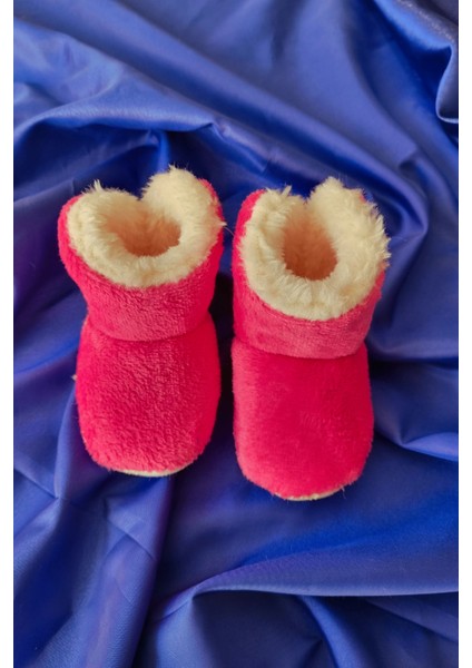 Peluş Bebek Tüylü Kaymaz Taban Patik 0-9 Ay Panduf