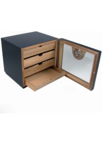 Camlı Black Humidor fırsatları