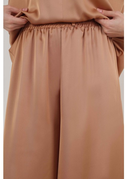 Basic Saten Takım Somon fırsatları