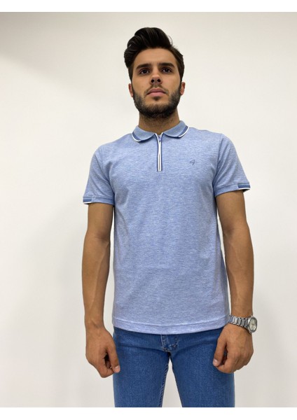 Erkek Yarım Fermuarlı Yakalı Dokulu T-Shirt