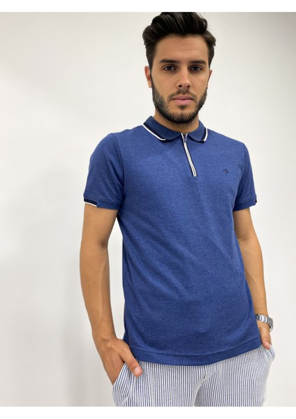 Erkek Yarım Fermuarlı Yakalı Dokulu T-Shirt