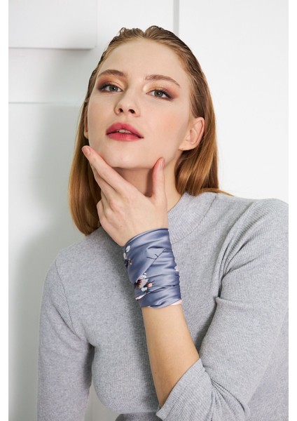 Kadın Fular Bandana %100 Polyester Gri Çiçek Desenli Yumuşak Kumaş Günlük Aksesuar fırsatları