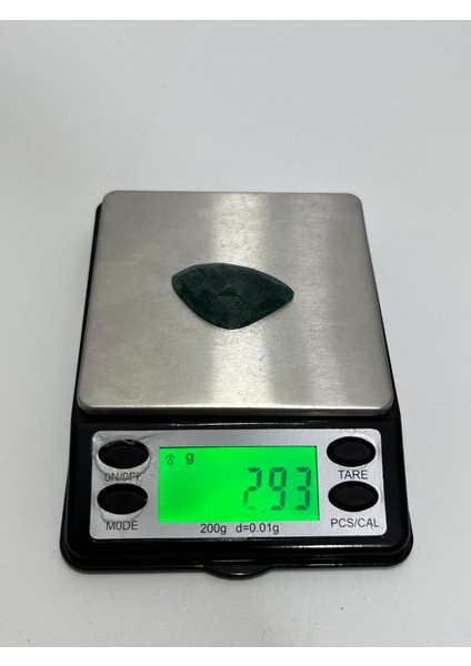 Faset Kesim Doğal Zümrüt Taşı 14,7 Karat indirimleri