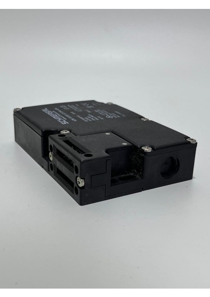 Azm 161SK-12/12RKA-024 Emniyet Anahtarı fırsatları