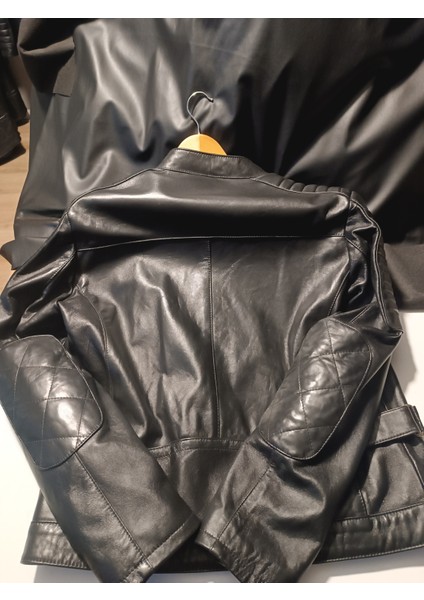 Motorcu Dana Derisi Çıkartılabilir Korumalı ve Seyyar Iç Astarlı Mont fırsatları