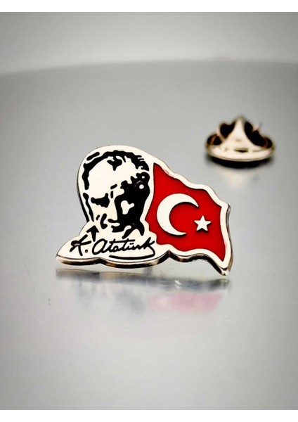 Yörük Tasarım Atatürk&bayrak Yaka Rozeti Krom Kaplama