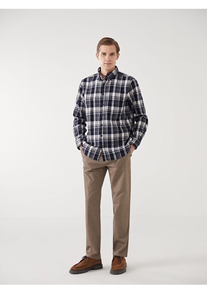 Lcwaıkıkı Classic Regular Fit Uzun Kollu Ekose Gabardin Erkek Gömlek fiyatları