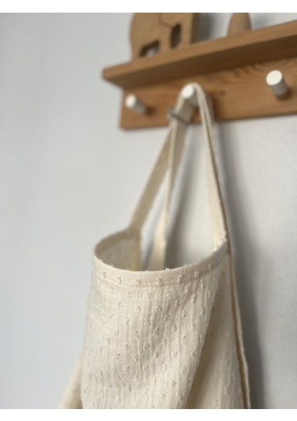 Emzirme Önlüğü Ponponlu Müslin %100 Pamuk