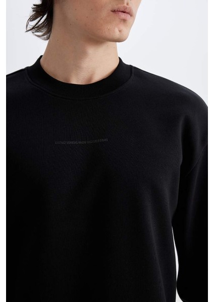 Boxy Fit Bisiklet Yaka Baskılı Sweatshirt Black indirimleri