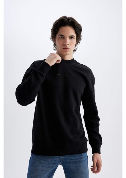 Boxy Fit Bisiklet Yaka Baskılı Sweatshirt Black