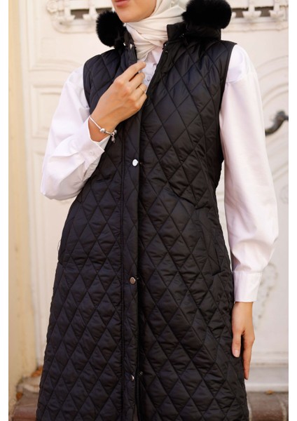 Kadın Kapüşonlu Uzun Kapitone Yelek -PMK341 indirimleri