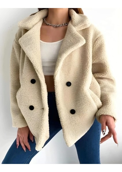 Astarlı Düğmeli Peluş Mont