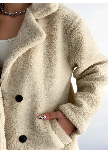 Astarlı Düğmeli Peluş Mont modelleri