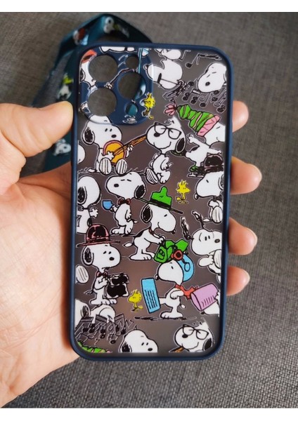 iPhone 12 Pro Uyumlu Kamera Korumalı Snoopy Tasarım Tuşları Renkli Telefon Boyun Askılı Set Kılıf