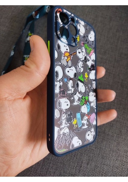 iPhone 12 Pro Uyumlu Kamera Korumalı Snoopy Tasarım Tuşları Renkli Telefon Boyun Askılı Set Kılıf